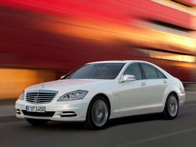 Mercedes S400 BlueHYBRID (2010)