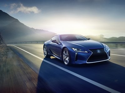 Lexus LC 500h (2017) - pictures, information & specs